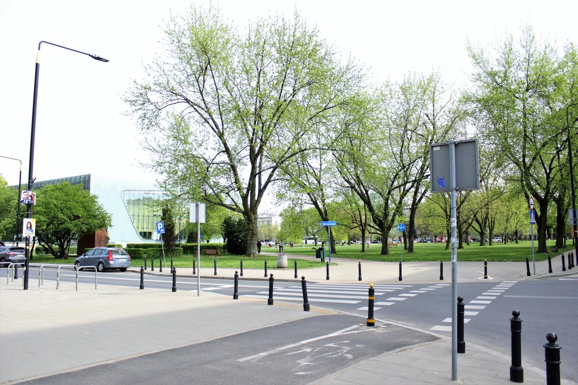 Labo Karmelicka Warszawa
